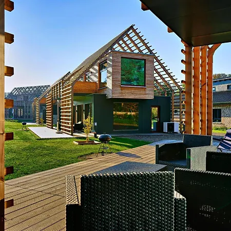 Haus 9 * Wendorf (Kuhlen-Wendorf)